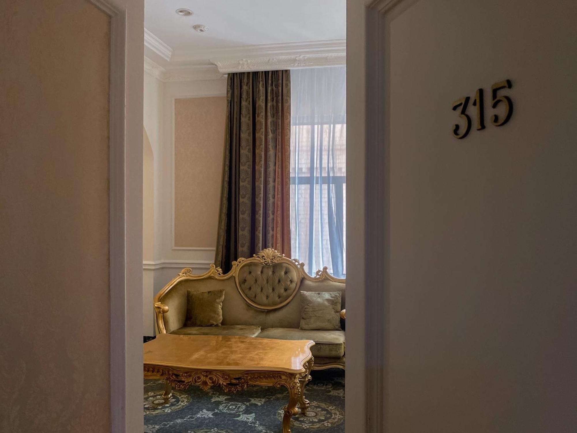 Hotel Royal Grand