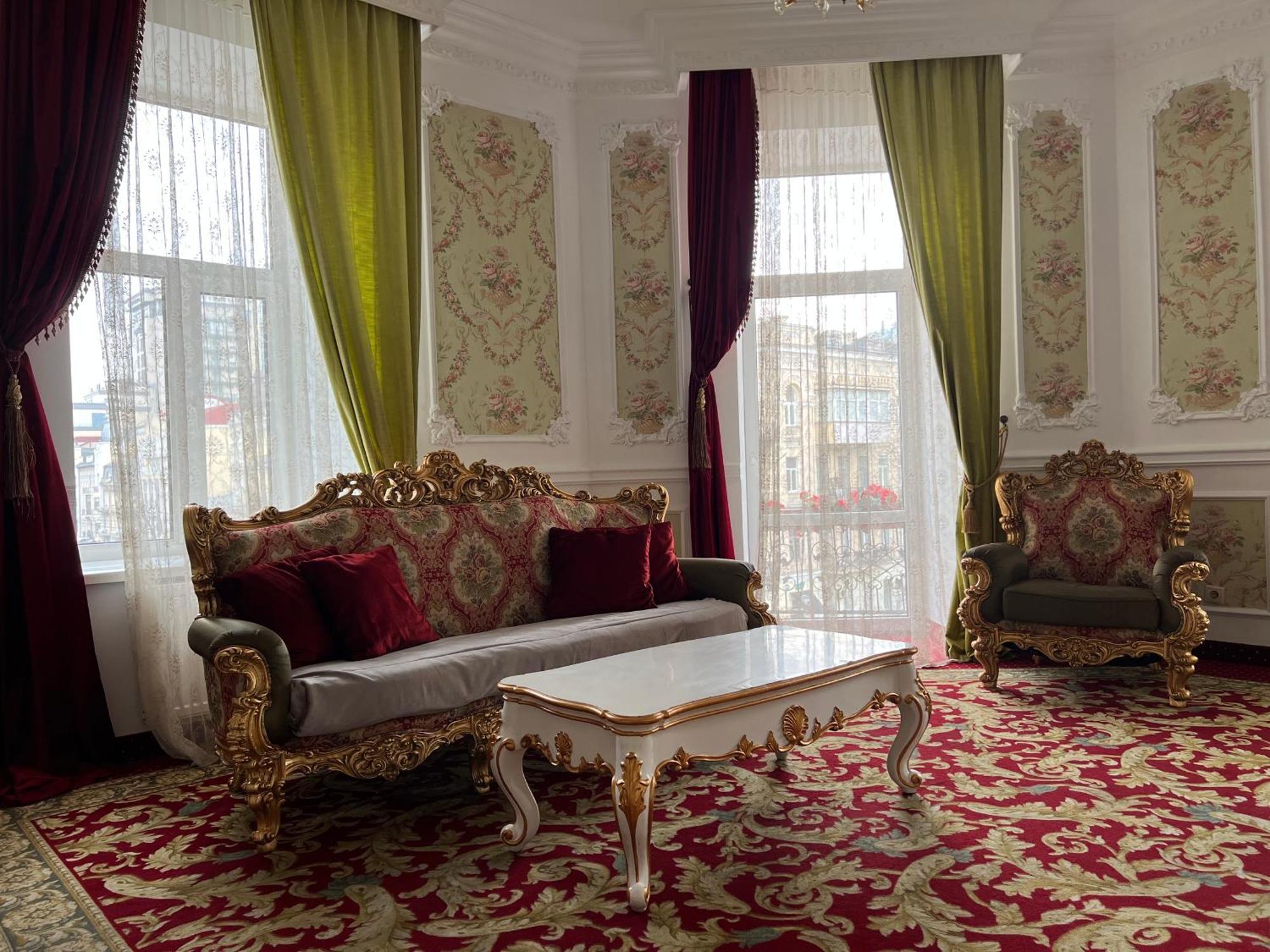 Hotel Royal Grand