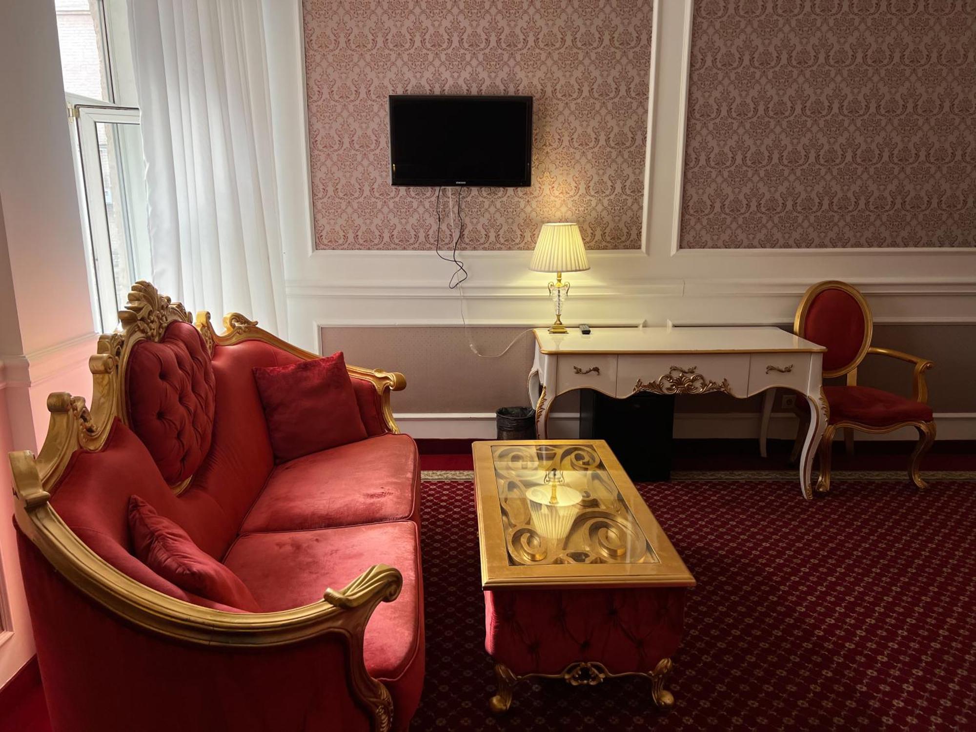Royal Grand 3* Kijów