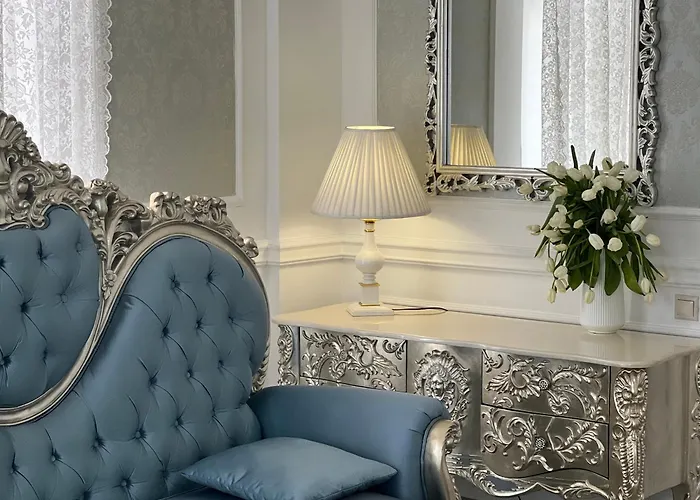 Royal Grand Hotel